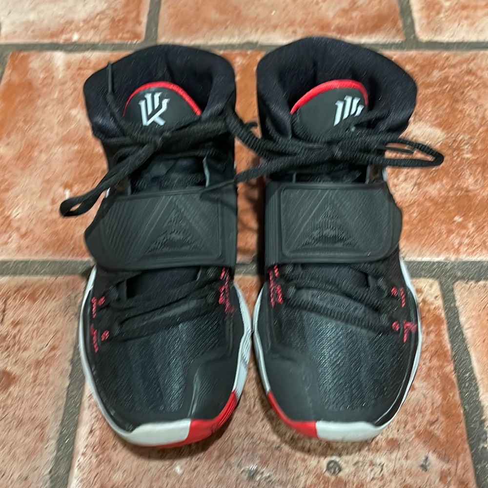 Nike Kyrie 6 GS (I think!), gently used. Great condition!
